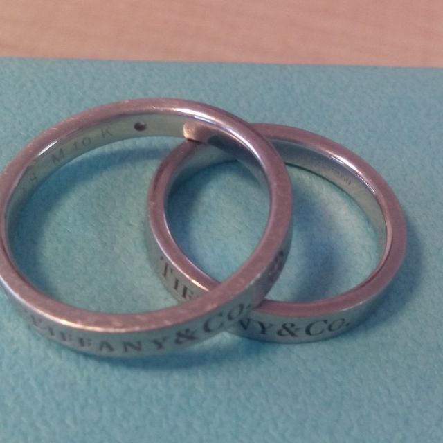 【ティファニー(Tiffany & Co.)の口コミ】 結婚指輪を購入するならティファニーでと決めていました。店内でいろいろ…