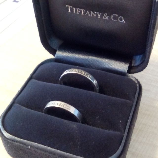 【ティファニー(Tiffany & Co.)の口コミ】 結婚指輪を購入するならティファニーでと決めていました。店内でいろいろ…