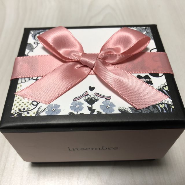 【insembre(インセンブレ)の口コミ】 動きのあるデザインのものを探していた所、店頭で持ってきてもらったのが…