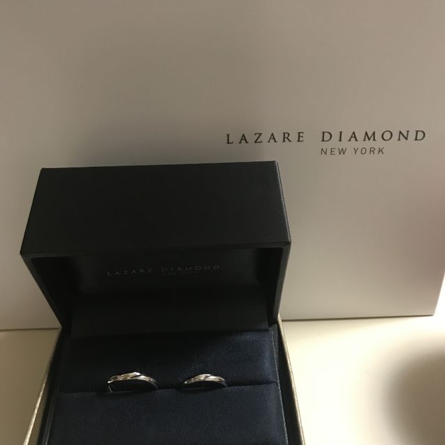 【ラザール ダイヤモンド(LAZARE DIAMOND)の口コミ】 シンプルなもので、主人のはダイヤモンドなし、私のにはダイヤモンドがあ…