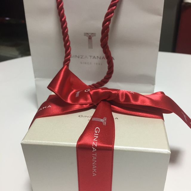 【ギンザタナカブライダル(GINZA TANAKA BRIDAL)の口コミ】 日常でつけるものなので、シンプルなものにしたかったが、石付きのものも…