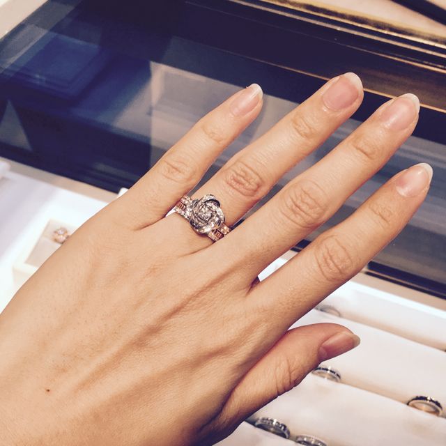 【ブシュロン(BOUCHERON)の口コミ】 華やかさ、可愛らしさ、重ね付けしたときのマッチ感...すべて兼ね備えた、…