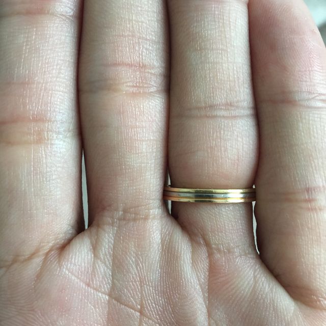 【カルティエ(Cartier)の口コミ】 シンプルそしてある程度の華やかさが欲しいと思い探していました。この指…