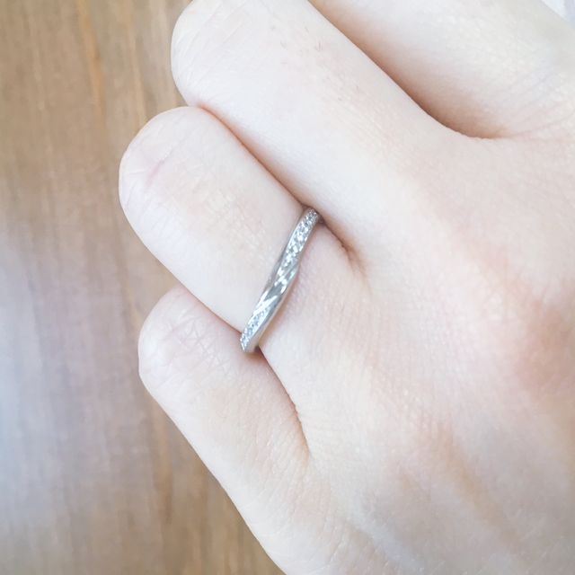 【GALA JEWELRY(ガラジュエリー)の口コミ】 どのブランドでもよくあるようなデザインが嫌で、あまりないデザインを探…