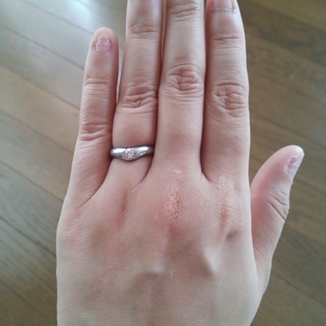 【ティファニー(Tiffany & Co.)の口コミ】 以前から憧れていた老舗ブランドだった事と、流行りに左右されないシンプ…