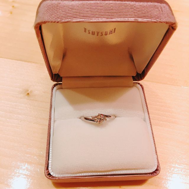 【ジュエリーツツミ(JEWELRY TSUTSUMI)の口コミ】 プレゼントで頂いた物なので決め手は分からないが、もともとずっと欲しか…