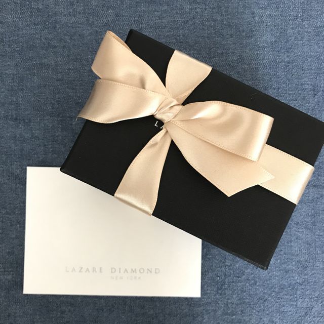 【ラザール ダイヤモンド(LAZARE DIAMOND)の口コミ】 ずっとシンプルなリングが嫌で結婚式は付き合ってた時のペアリングで済ま…