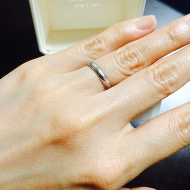 【MIKIMOTO(ミキモト)の口コミ】 デザインは飾りもなくシンプルなものでと
決めていましたが、太さがなかな…