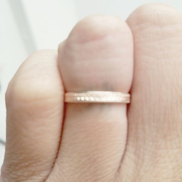 【COCOSHNIK(ココシュニック)の口コミ】 K10なんですが、安く見えないし尚且つ華奢なデザインなのに、とても存在感…