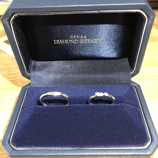 【銀座ダイヤモンドシライシの口コミ】 2人で全部実際にはめてみて、色々と相談して、店員さんにもそれぞれの指輪…