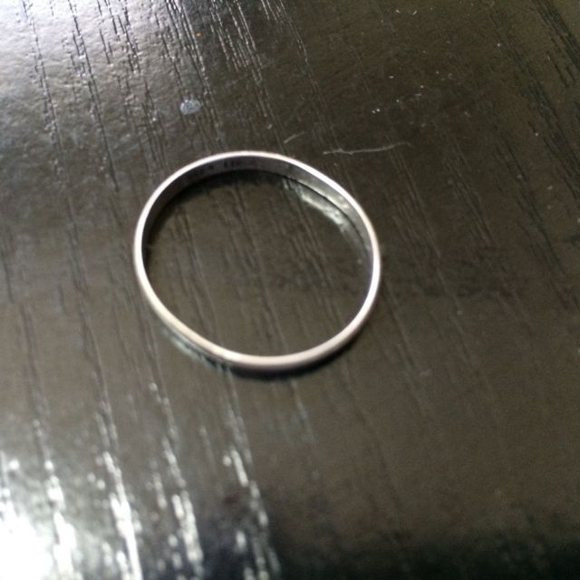 【ジュエリーきむらの口コミ】 やっぱり結婚指輪はプラチナが良いと言う思いはありましたが、あまり結婚…