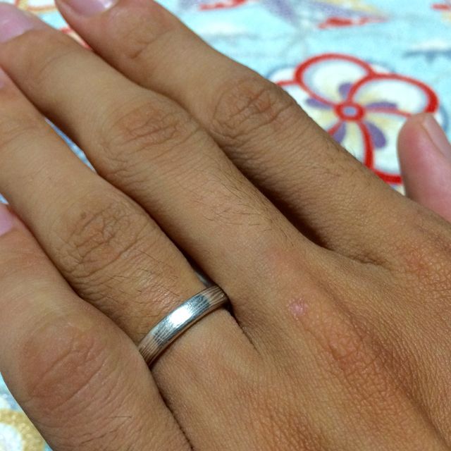 【杢目金屋(もくめがねや)の口コミ】 複数の金属を混ぜて和風の木目模様ができます。その木目部分をふたつに分…