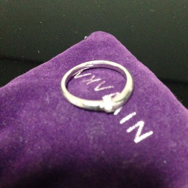 【俄(にわか)の口コミ】 試着するまではデザインが個性的すぎてピンと来ていませんでした。彼が男…