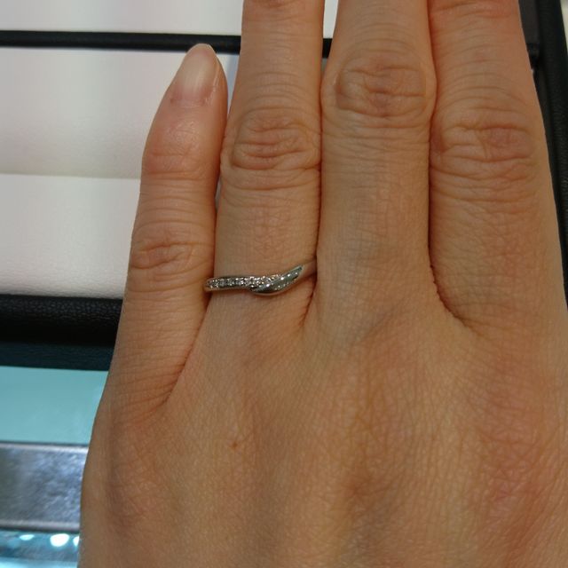 【GALA JEWELRY(ガラジュエリー)の口コミ】 様々なジュエリーショップに卸しているメーカーの直営店とこの事で、品質…