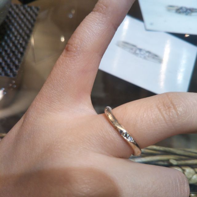 【杢目金屋(もくめがねや)の口コミ】 木目柄が他の店舗ではなかなかなく、しかもその柄も1本1本作るため、世界…