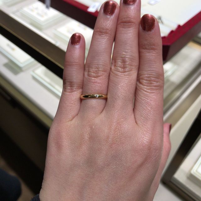 【カルティエ(Cartier)の口コミ】 2人で〜20万という予算を決め、カルティエのシンプルな一粒ダイヤのリング…