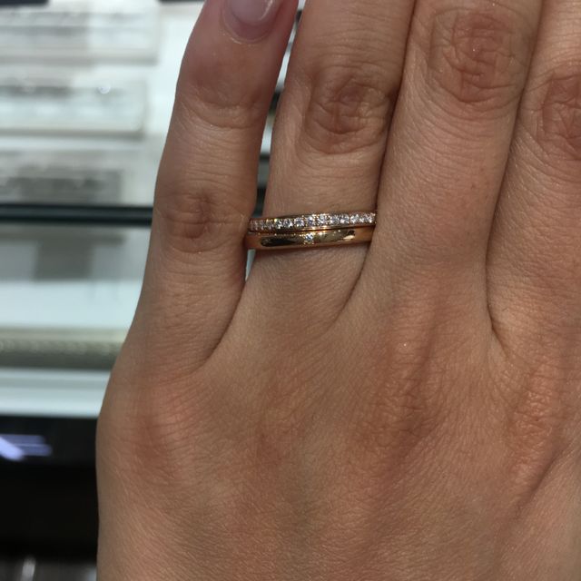 【LUCIE(ルシエ)の口コミ】 華奢なリングを探していたので
付けた時とてもしっくりきました！！
色も…