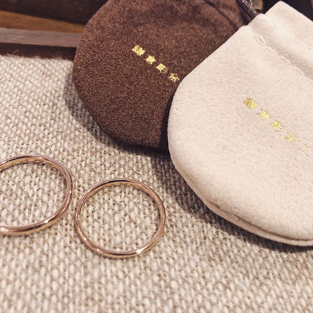 【鎌倉彫金工房の口コミ】 婚約指輪はハイブランドのものにしましたが、日常的につける結婚指輪は思…