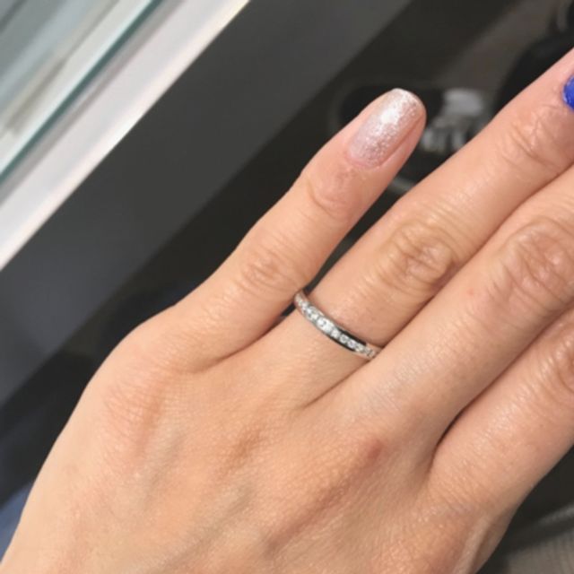 【アイプリモ(I-PRIMO)の口コミ】 ダイヤがたくさん入った指輪を探しており、試着した感じでしっくりときた…