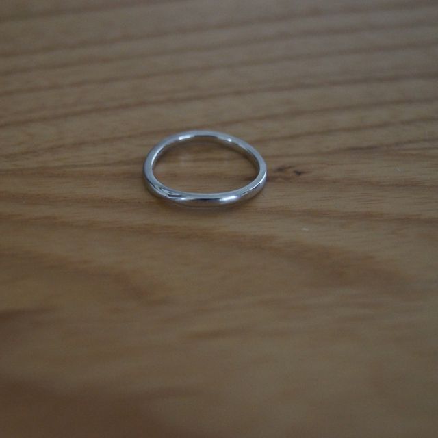 【LUCIE(ルシエ)の口コミ】 子供と接することの多い仕事のため、指輪で子供を傷つけることのないシン…