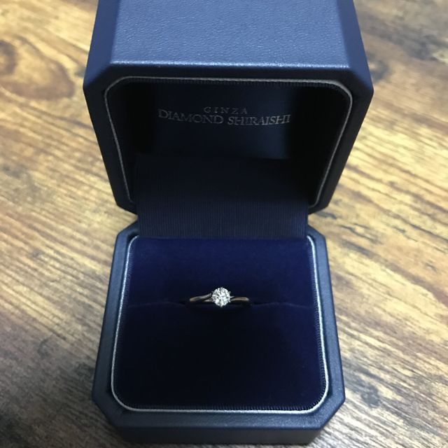 【銀座ダイヤモンドシライシの口コミ】 第一に良質なダイヤモンドが、ダイヤモンド卸のお店であるため、お安く手…