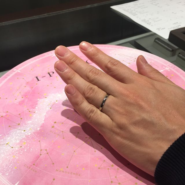 【アイプリモ(I-PRIMO)の口コミ】 派手すぎず、普段使いに向いているように感じ、斜めのデザインも気に入っ…