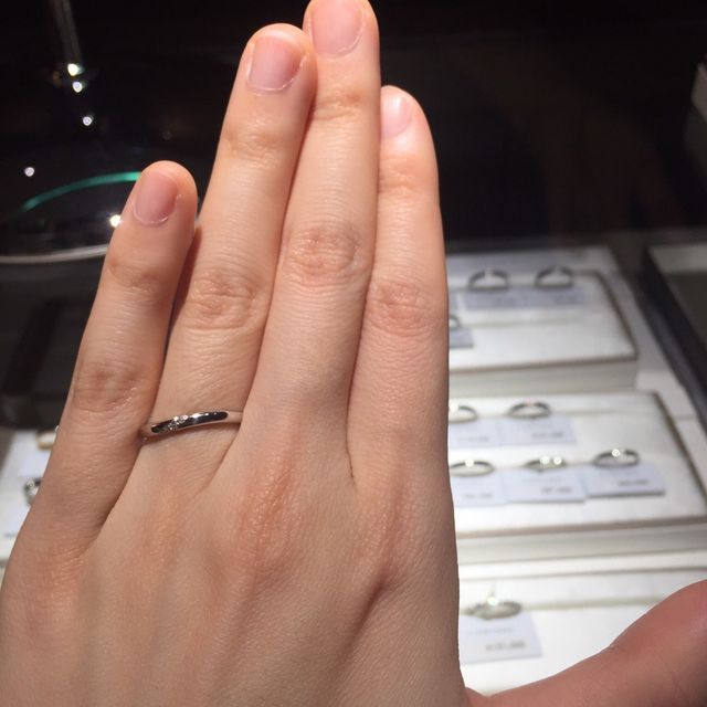 【アイプリモ(I-PRIMO)の口コミ】 シンプルなデザインが好みの方にオススメです。シンプルにも関わらず、ダ…