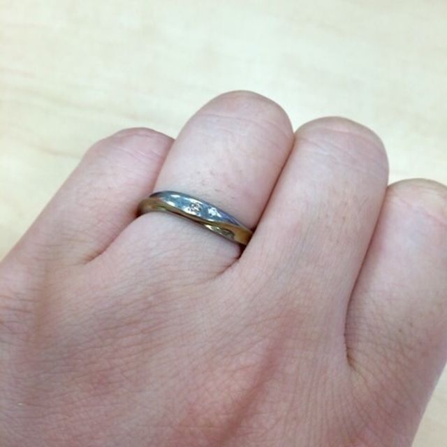 【SORA(ソラ)の口コミ】 雑誌でこのブランドの紹介を見た時、他のブランドと違って指輪に色が付い…