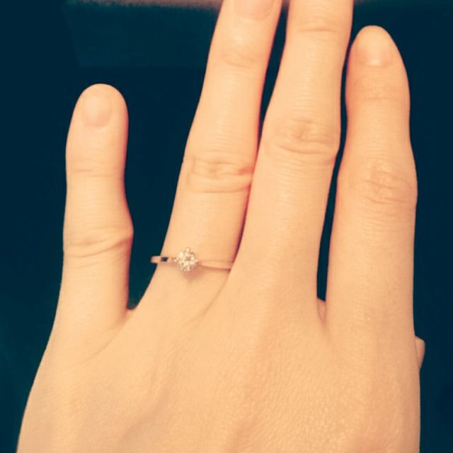 【4℃ BRIDAL(ヨンドシーブライダル)の口コミ】 全体的にシンプルなものが多く、私は指輪を選ぶならシンプルなものが欲し…
