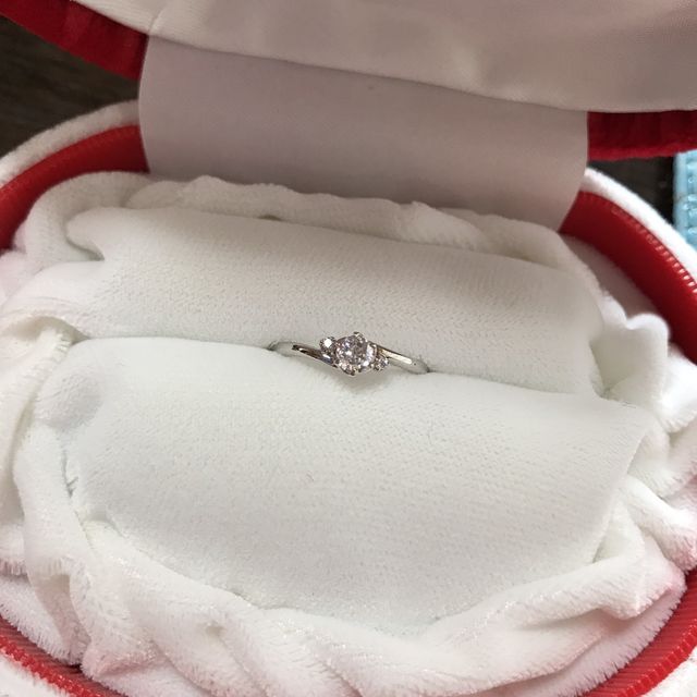 【エルサカエの口コミ】 ガビ・トルコフスキーという有名な指輪加工職人が削ったダイヤで稀少性が…