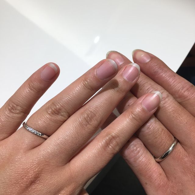 【4℃ BRIDAL(ヨンドシーブライダル)の口コミ】 ダイヤが綺麗だったのと、ダイヤが出っ張ってないので、家事するのもお風…