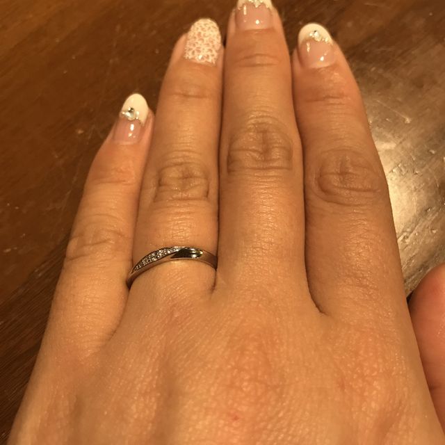 【アンジェリックフォセッテ(Angelique Fossette)の口コミ】 新婦の指輪はウェーブ！とまずはネットでデザインで探しました。いろんな…