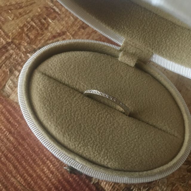 【AbHeri(アベリ)の口コミ】 レースのような細かい細工が素敵で、アンティークっぽい感じや目立ちすぎ…