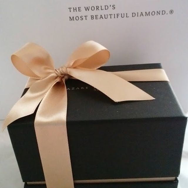 【ラザール ダイヤモンド(LAZARE DIAMOND)の口コミ】 横浜元町の老舗でもあるラザールダイヤモンド！先ずは十字路にある建物に…