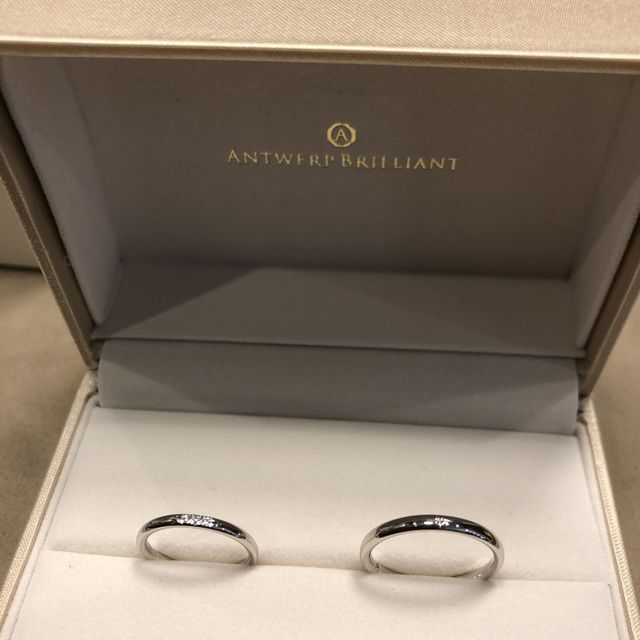 【ANTWERP BRILLIANT(アントワープブリリアント)の口コミ】 指輪のデザイン、付け心地を重視しており、たくさんの店をまわり探してい…
