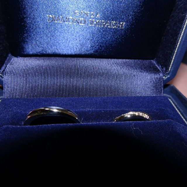 【銀座ダイヤモンドシライシの口コミ】 婚約指輪をダイヤモンドシライシ様で購入しており、結婚指輪も同じところ…
