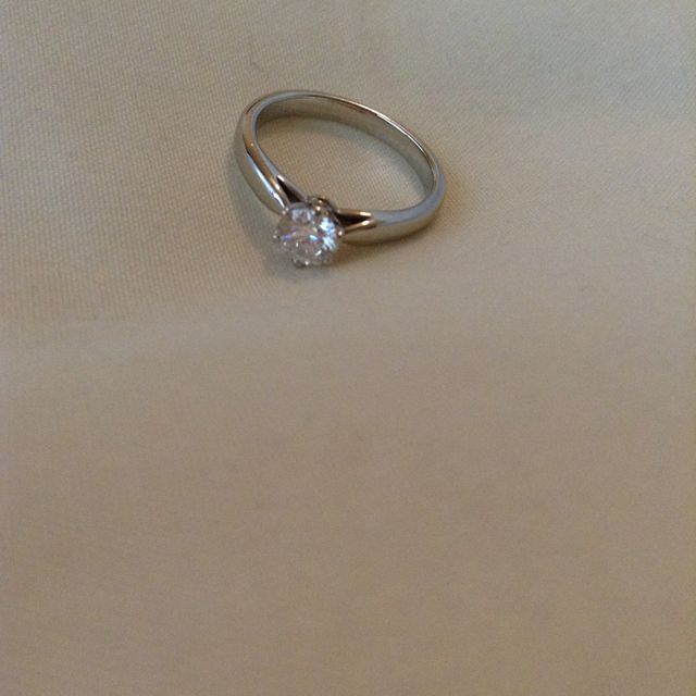 【ギンザタナカブライダル(GINZA TANAKA BRIDAL)の口コミ】 まずは形やデザインが自分の指に似合う物だったことと、飽きのこない、い…