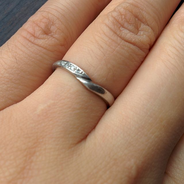 【ジュエリーツツミ(JEWELRY TSUTSUMI)の口コミ】 理想のデザインとかが全くなく、あてもなく指輪を探していました。しかし…