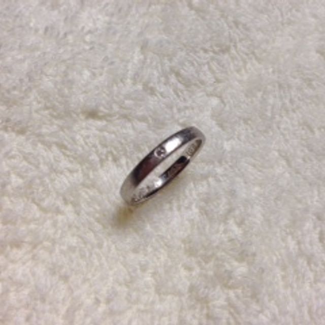 【ギンザタナカブライダル(GINZA TANAKA BRIDAL)の口コミ】 まず一番気に入ったのはシンプルなデザインです。女性用はワンポイントで…