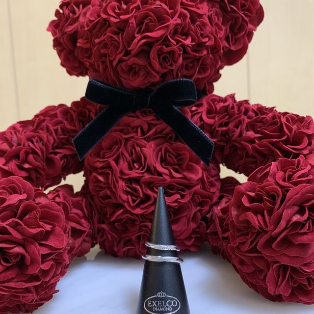 【エクセルコダイヤモンド(EXELCO DIAMOND)の口コミ】 他のデザインも気になりましが、婚約指輪とセットにしたかったので即決で…