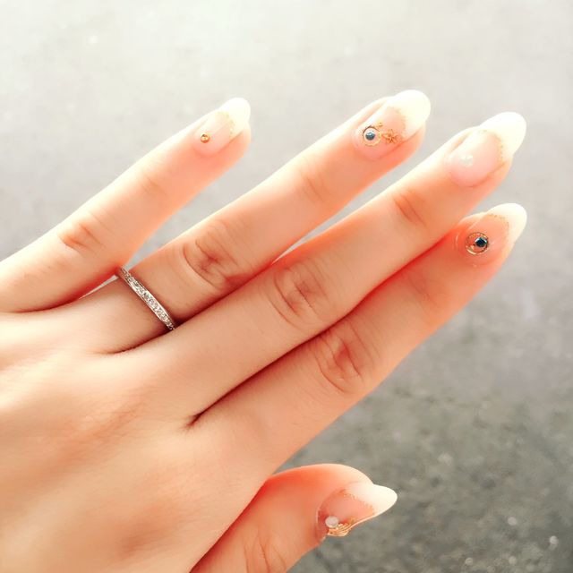 【銀座ダイヤモンドシライシの口コミ】 まず、自分たちに合った指輪がどんなものかわからなかったので、気に入っ…