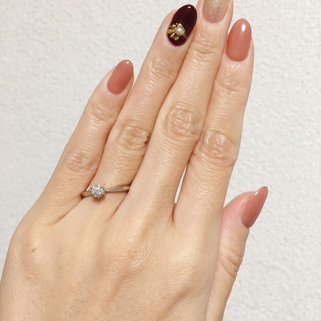 【アイプリモ(I-PRIMO)の口コミ】 サプライズで頂いた物ですが、とてもダイヤの輝きが綺麗ですごく気に入っ…