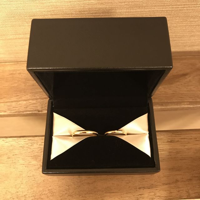 【エクセルコダイヤモンド(EXELCO DIAMOND)の口コミ】 最初はシンプルなものでいいかなと思っていましたが、いろんな指輪を見さ…