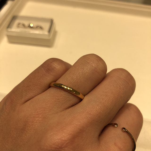 【festaria bijou SOPHIA(フェスタリア ビジュソフィア)の口コミ】 シンプルで足もついていないような、シンプルなものをさがしていました。…