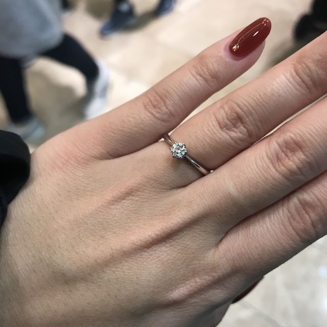 【アイプリモ(I-PRIMO)の口コミ】 ダイヤモンドと指輪のが別別々で買いました。
シンプルなリングだったので…