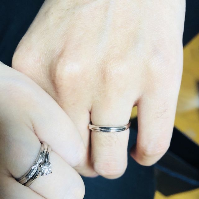 【銀座ダイヤモンドシライシの口コミ】 植物をイメージしたというデザインの通り、ダイヤモンドを美しく見せる有…