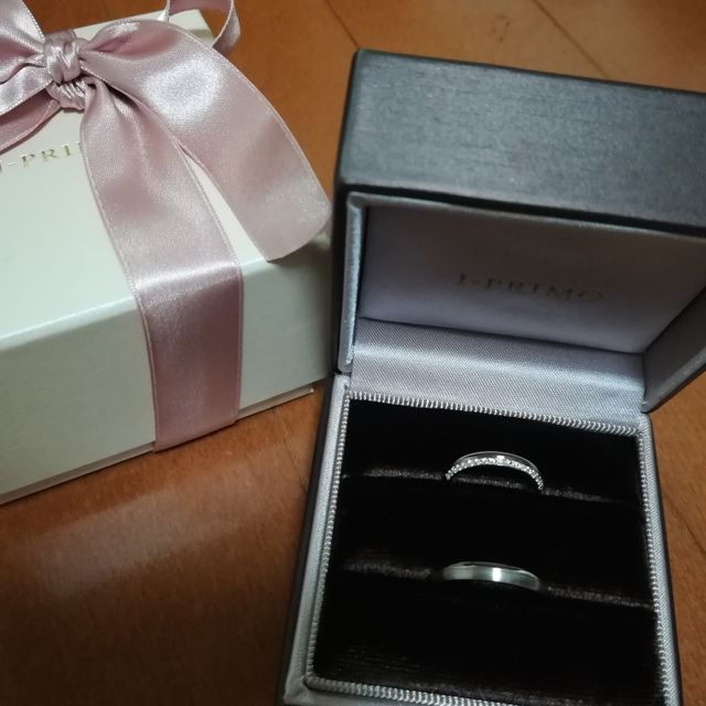 【アイプリモ(I-PRIMO)の口コミ】 側面にダイヤ(男性はヘアーライン)になっててて着ける向きによってイメー…