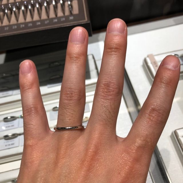 【アイプリモ(I-PRIMO)の口コミ】 デザインが可愛く、自分好みのものでした。婚約指輪を奮発した分、結婚指…