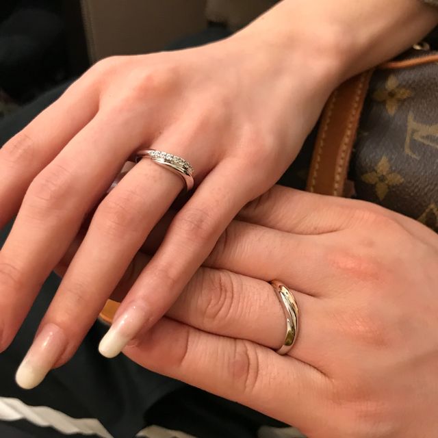 【アイプリモ(I-PRIMO)の口コミ】 沢山ある中でピンと来るものを何点かピックアップし、その中から2人の好み…