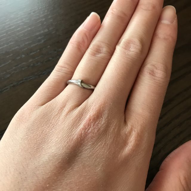 【俄(にわか)の口コミ】 丸みのあるデザインで日本名が付いてるのが印象強く、それぞれの指輪にき…